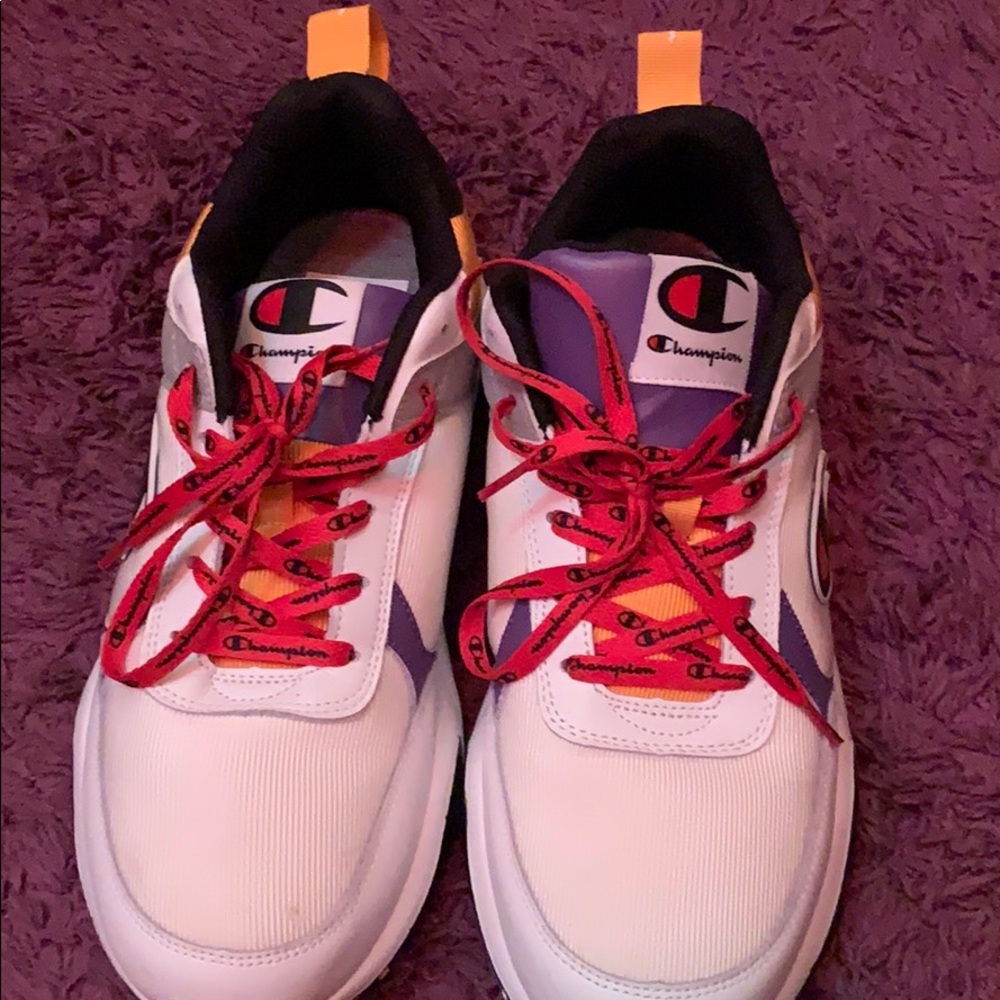 Champion shoes - Picture 2 of 3